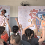 Entre a cena e o circuito: teatro e robótica se unem para ensinar sustentabilidade em São Paulo