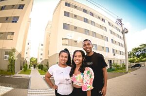 O Compra Assistida auxiliou mais de 9 mil famílias gaúchas a reconstruírem suas vidas após as enchentes de 2024. Crédito: Zack Stencil/MCID.