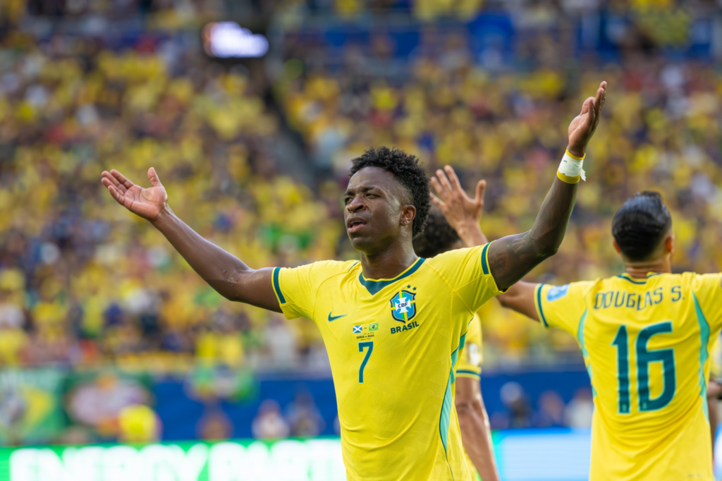 Vini Jr. em campo pela Seleção Brasileira – GILSON MELO/AGÊNCIA F8/ESTADÃO CONTEÚDO